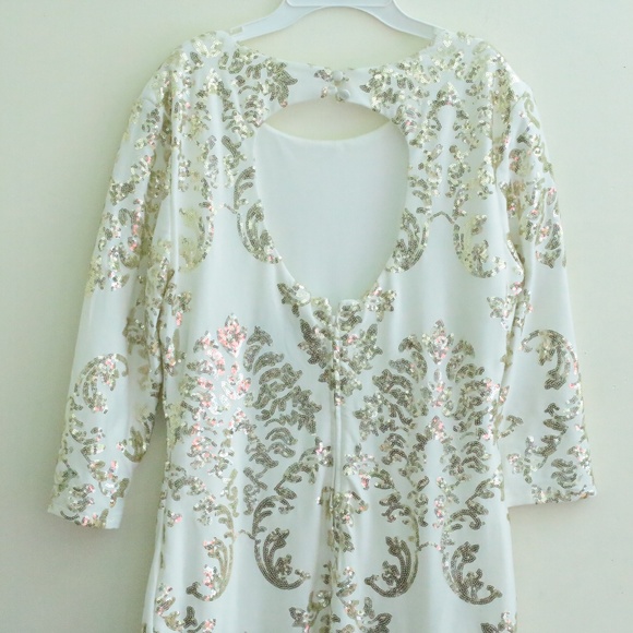 White and Gold Sequence Bodycon Dress - Picture 3 of 4